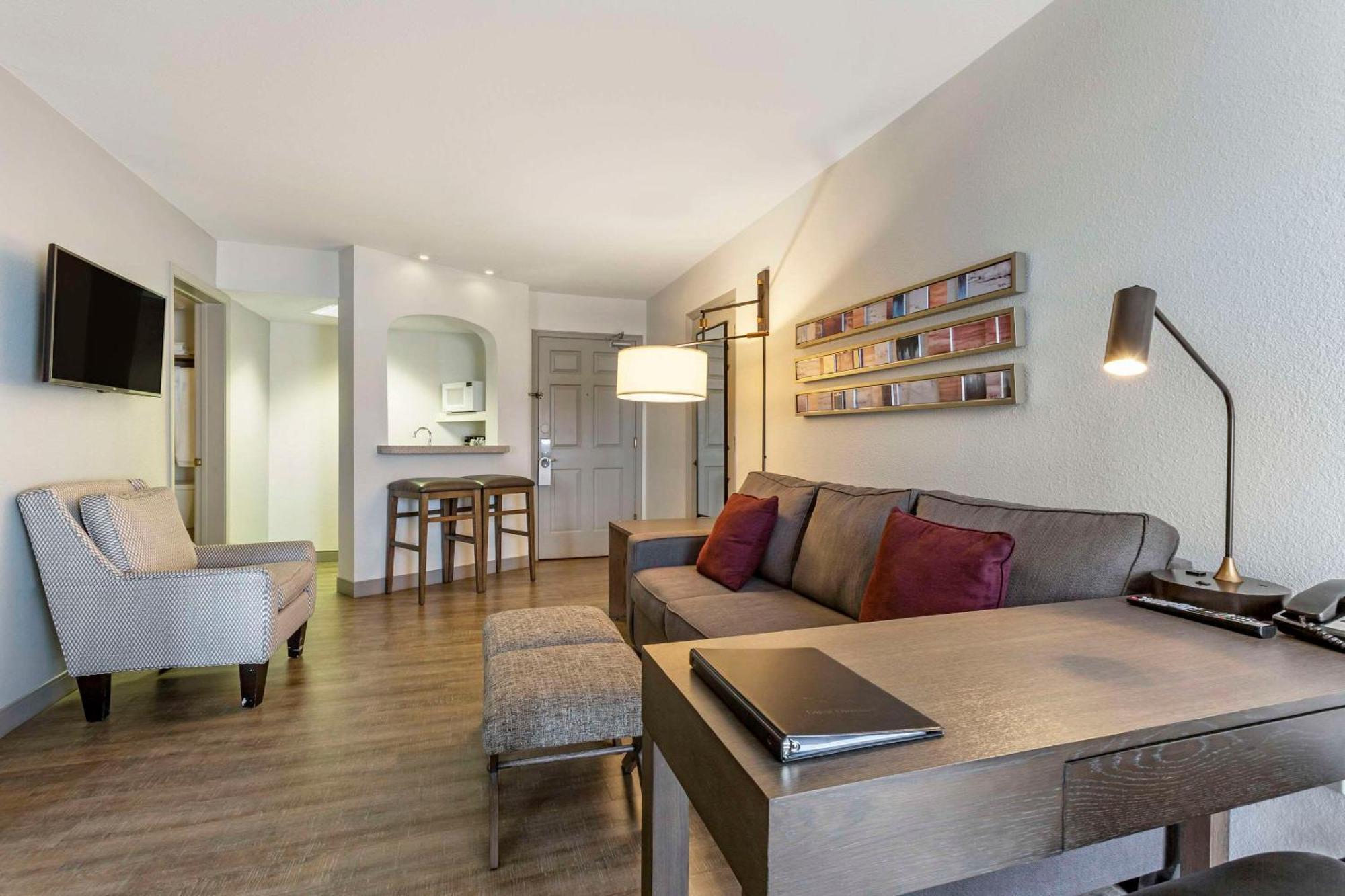 Windmill Suites Surprise - Phoenix, Ascend Hotel Collection Zewnętrze zdjęcie